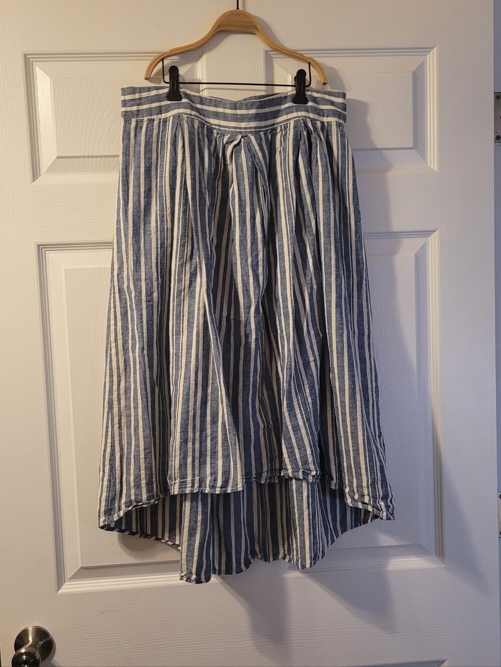 Blue and White Striped High-Low Cotton Skirt. Size Large. 100 % Cotton